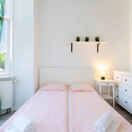 Victus Functional Apartments With 2 Bedrooms In The City Center By Noclegi Renters Lägenhet *