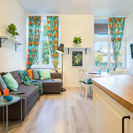 Victus Functional Apartments With 2 Bedrooms In The City Center By Noclegi Renters