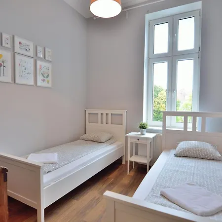 Apartment Victus Functional Apartments With 2 Bedrooms In The City Center By Noclegi Renters